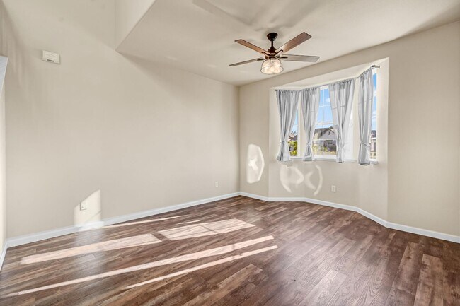 Building Photo - 5629 N Citrus Ln