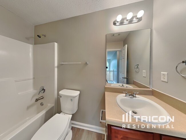 Building Photo - 1420 Shelnut Court Hampton GA