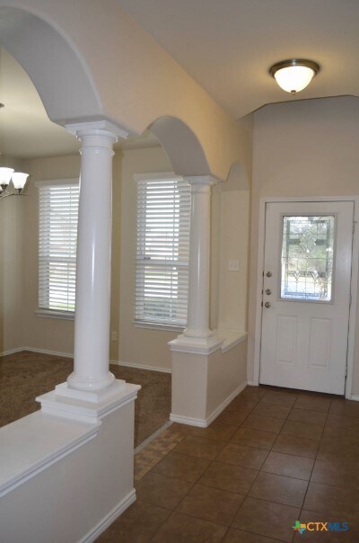 Building Photo - 4808 Green Meadow St