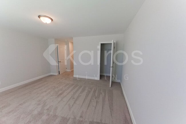 Building Photo - 112 Mountain Holly Rd.