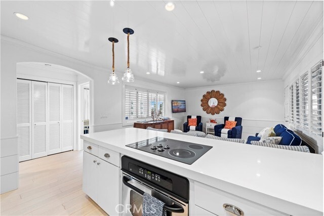 Building Photo - 2175 S Coast Hwy