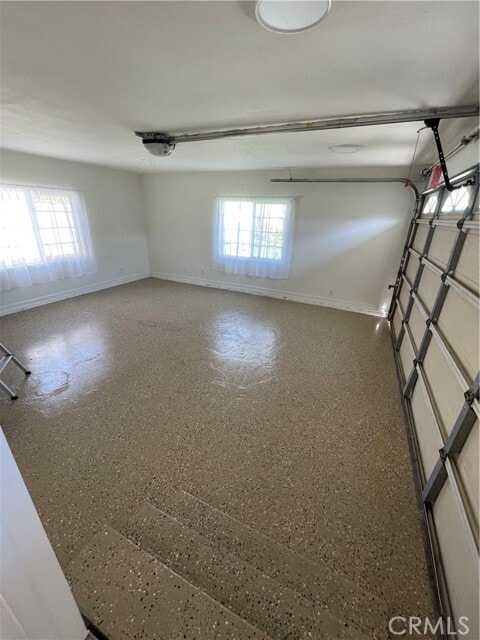 Building Photo - 14261 Cedarwood St