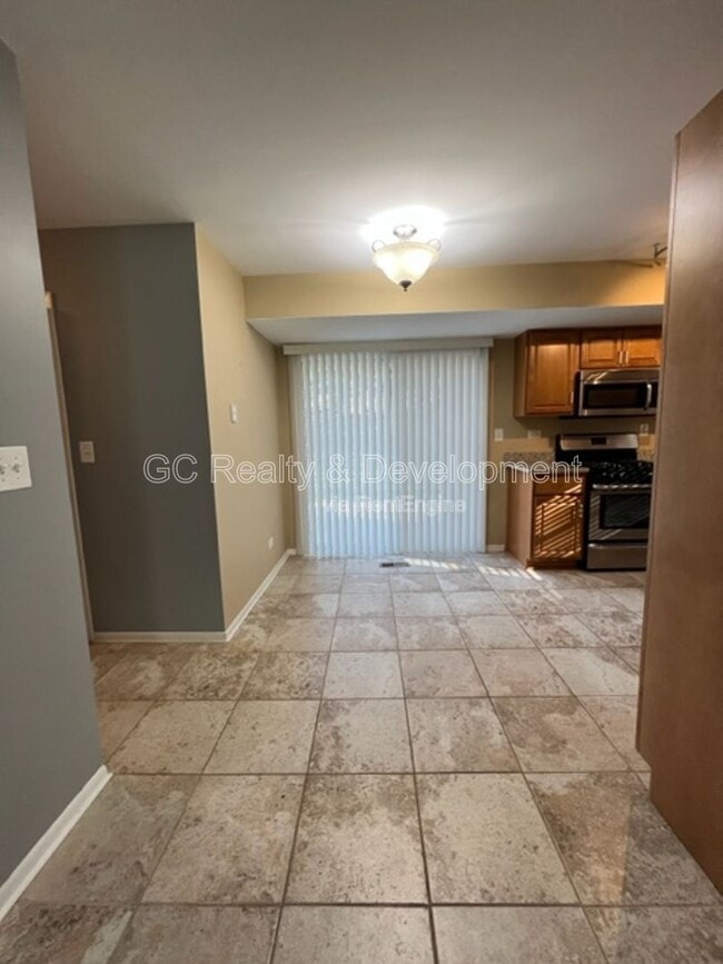 Building Photo - 12 Wild Rose Ct