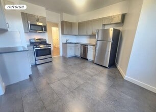 Building Photo - 3900 Greystone Ave