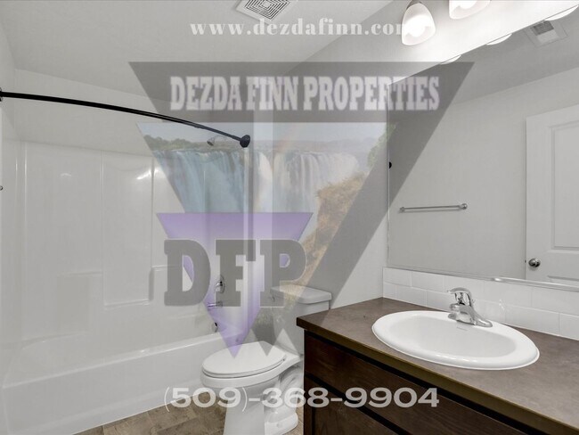 Building Photo - Recently Built, 3 Bed, 2 Bath, 1 Level Spo...
