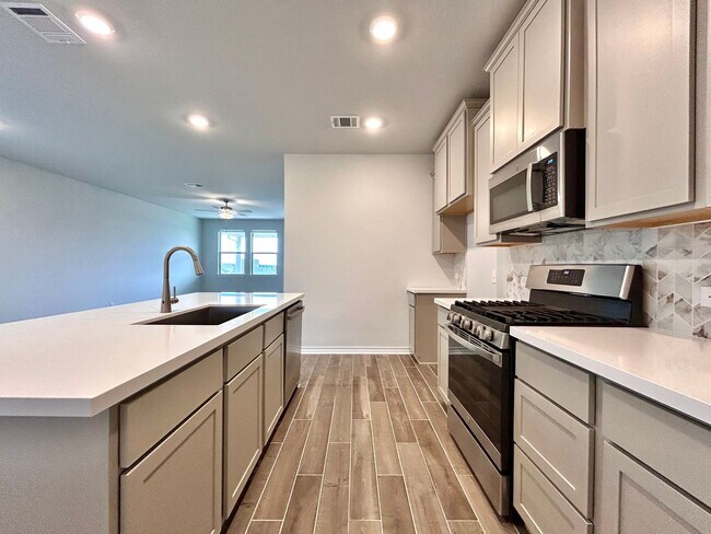 Building Photo - 230 Small Seed Dr