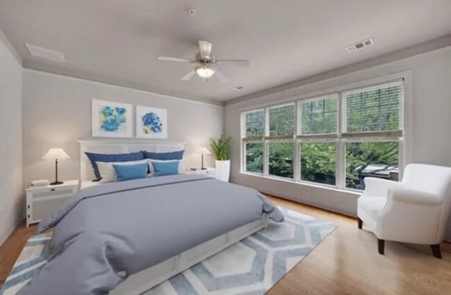 Building Photo - 1390 Dutch Valley Pl NE