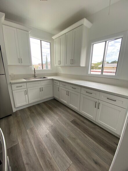 Full Kitchen Space - 1586 W 29th St