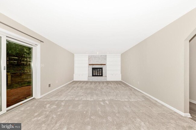Building Photo - 6257 Light Point Pl