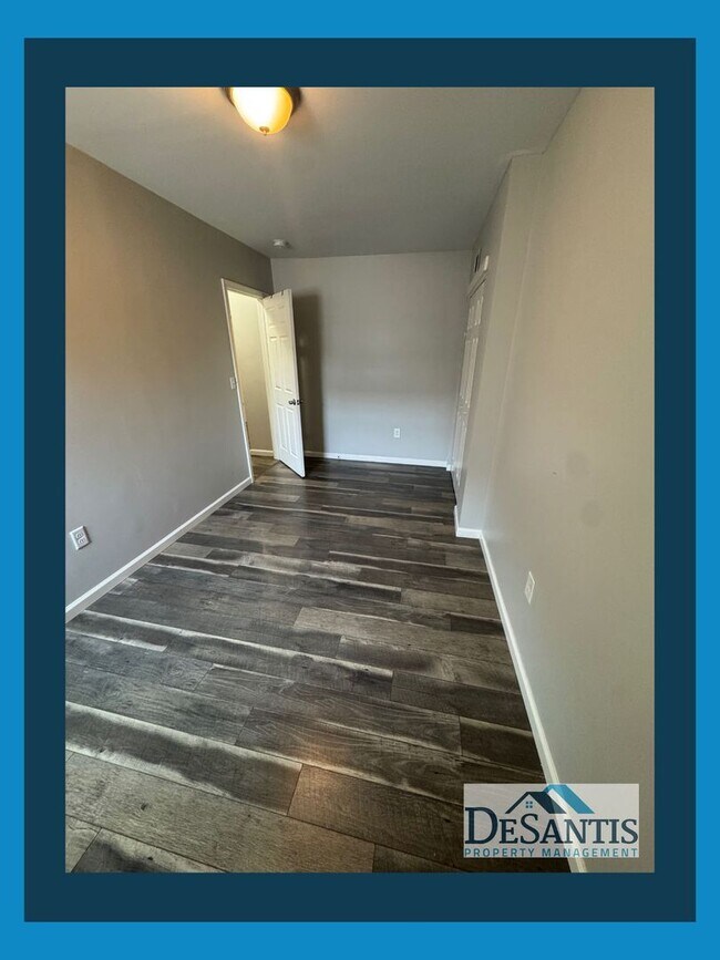 Building Photo - Spacious 4-Bedroom Home with Classic Charm...