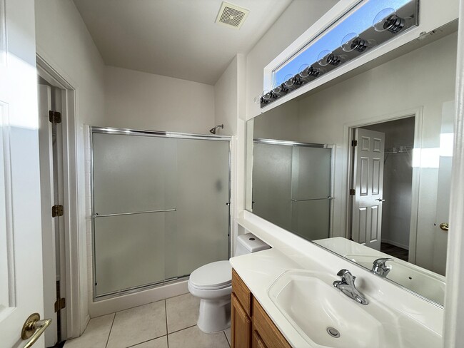 Building Photo - 2152 Indigo Creek Ave