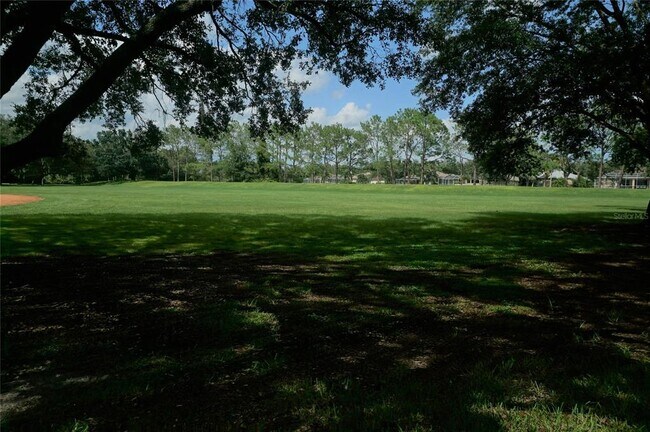 Building Photo - 9481 Highland Oak Dr