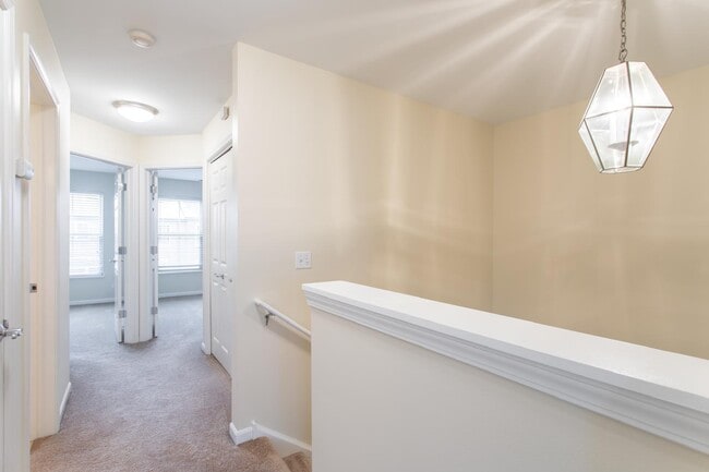 Building Photo - 708 Telluride Ct