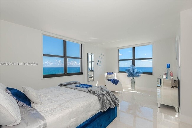 Building Photo - 2301 S Ocean Dr