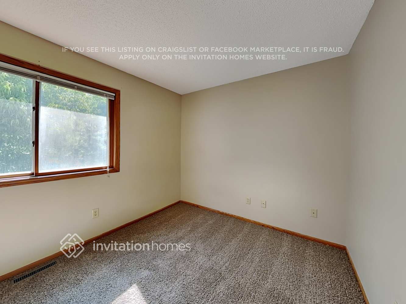 Building Photo - 2337 Windsor Ln