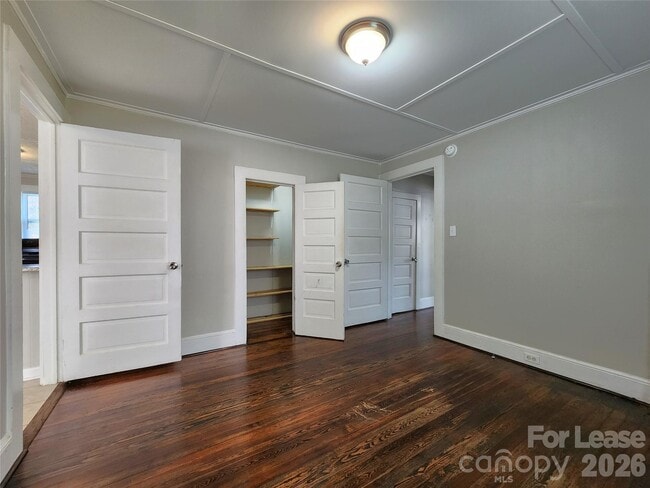 Building Photo - 317 Westview St