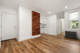 Building Photo - 136A Sherman Ave