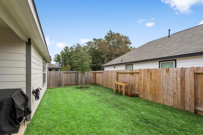 Building Photo - 2408 Bray Head Dr