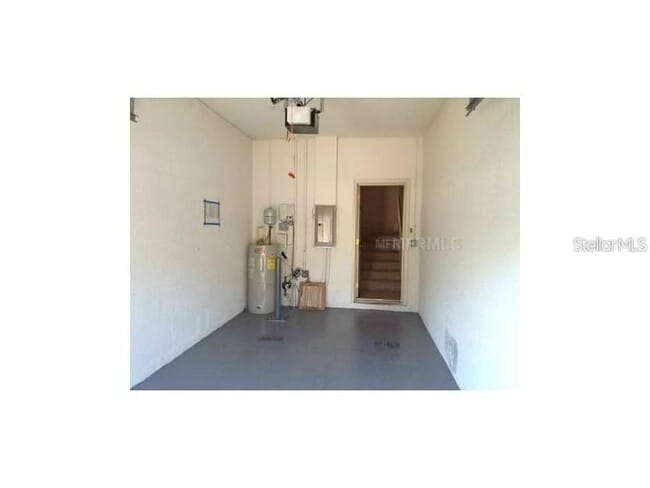 Building Photo - 3560 Parkridge Cir