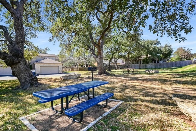 Building Photo - 7501 Shadowridge Run