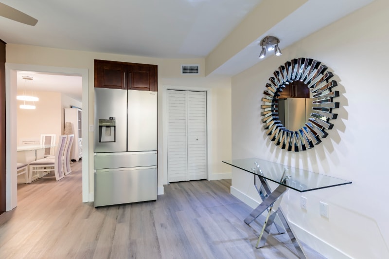 Building Photo - 1050 Rafael Blvd NE