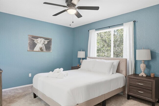 Building Photo - 2162 E Arkansas Ln