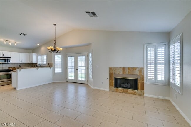 Building Photo - 8000 Tulum Ct