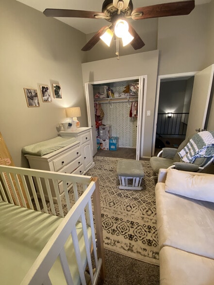 Building Photo - 6262 E Brown Rd