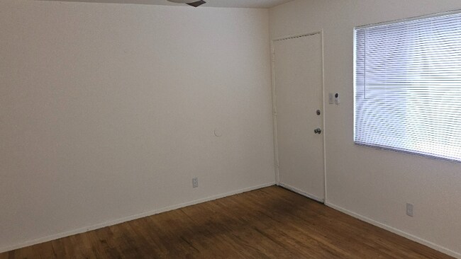 Building Photo - 24 Brooks Ave