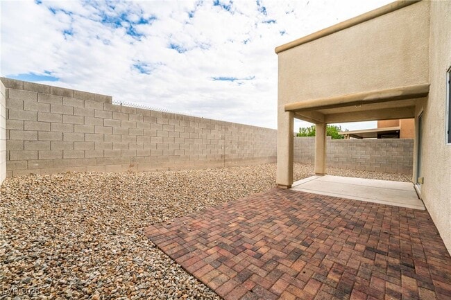 Building Photo - 9750 Maple Sugar Leaf Pl