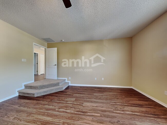 Building Photo - 9448 Candice Ct