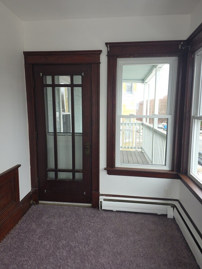 Building Photo - 332 Dulude Ave