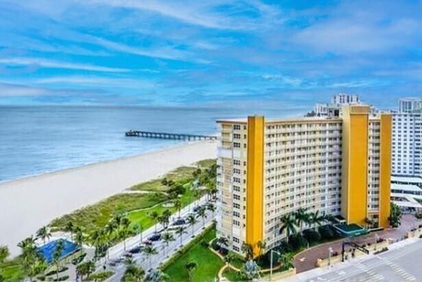 Building Photo - 328 N Ocean Blvd