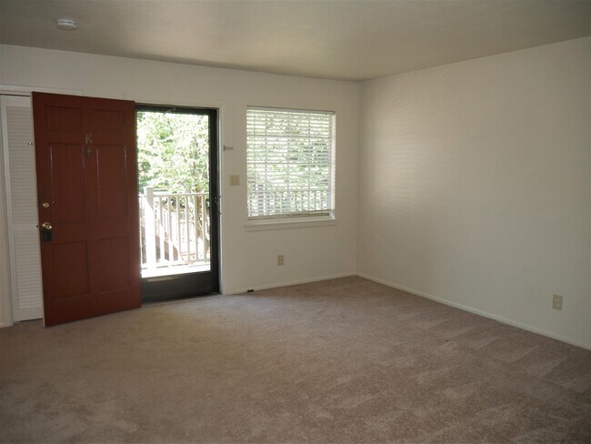 Building Photo - 3822-K Country Club Road