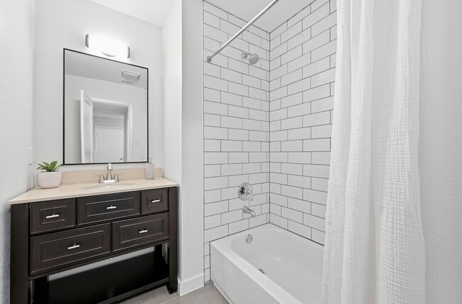 Building Photo - 6307 Tara Dr