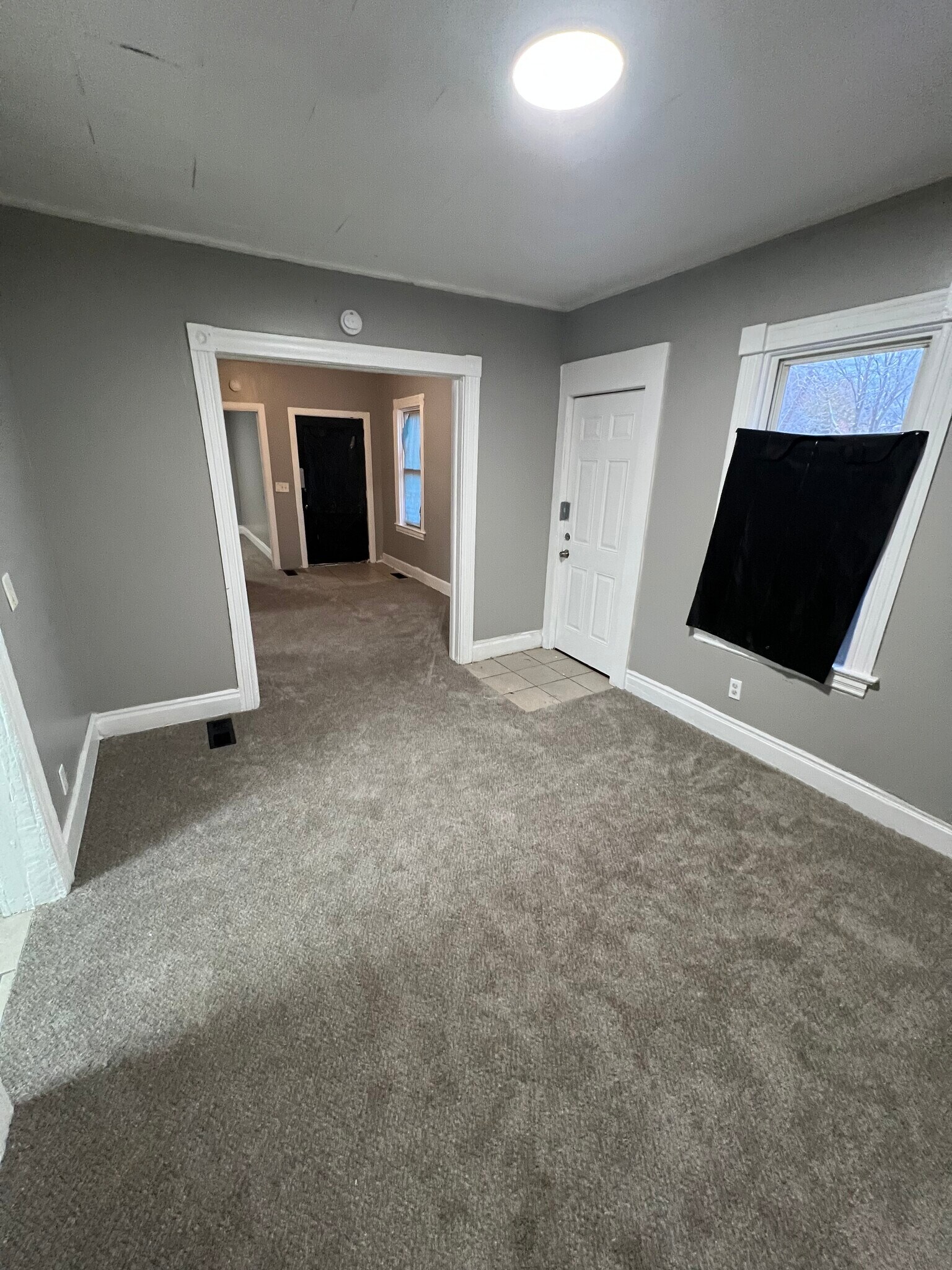 Dining room - 101 Superior St