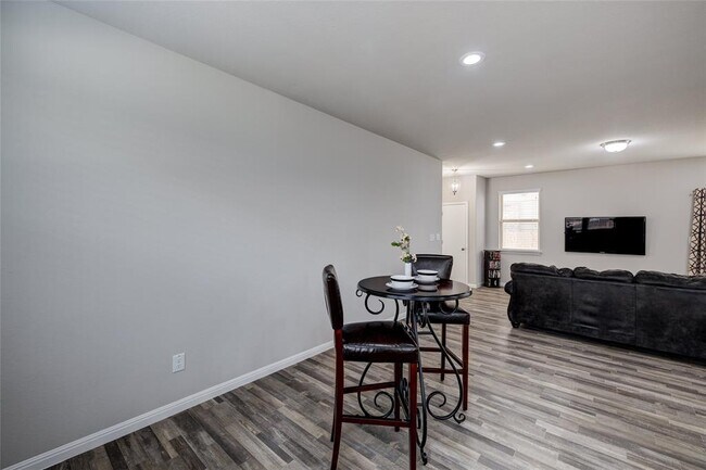 Building Photo - 128 Shearwater Ln