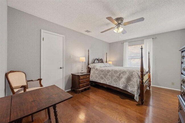 Building Photo - 7501 Vail Valley Dr