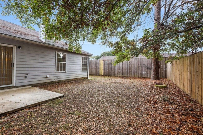 Building Photo - 3588 Wexford Ct