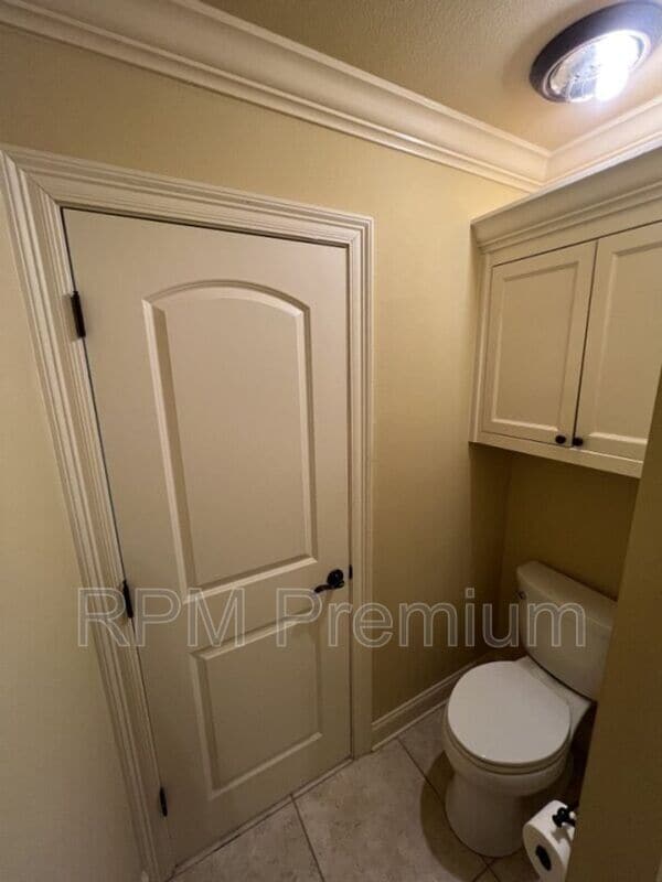 Building Photo - 17703 Shady Creek Ave