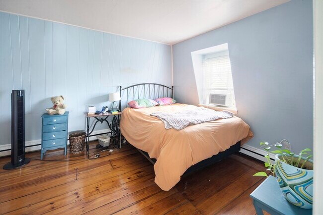 Building Photo - 38 Spring St