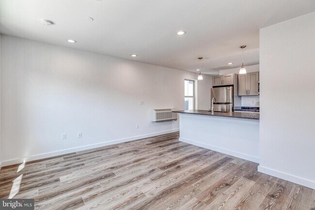 Building Photo - 751 N 43rd St
