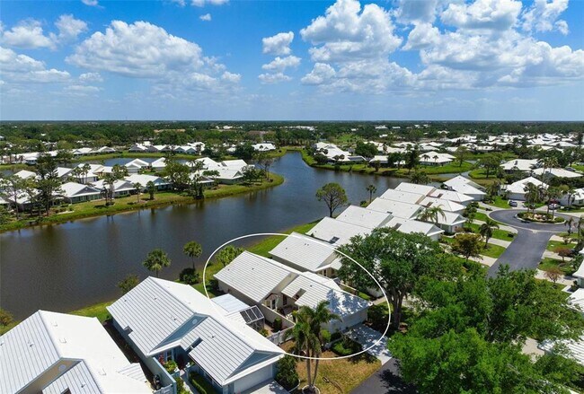 Building Photo - 799 Harrington Lake Dr N