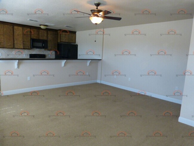 Building Photo - 301 Starlite Dr