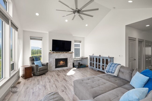 Building Photo - Premium 4BR Rental in The Ranch | Stunning Mountain Views | Easy Community Location | Automatic G...