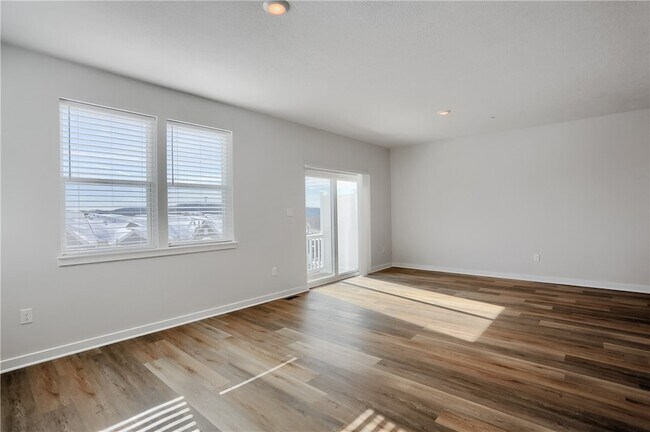 Building Photo - 122 Scotland Ln