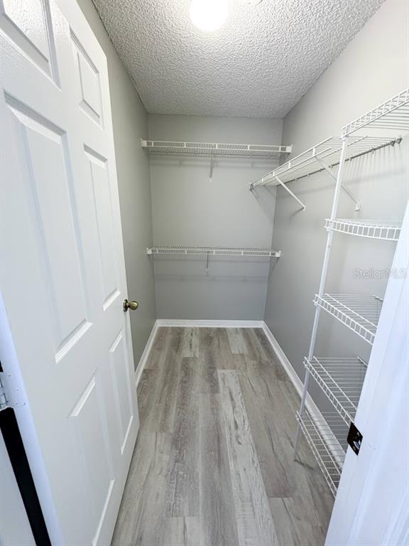 Building Photo - 1919 Summer Club Dr