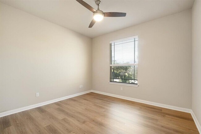 Building Photo - 15913 Spillman Ranch Loop