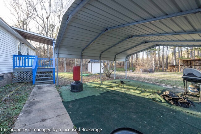 Building Photo - 40915 Deer Haven Dr