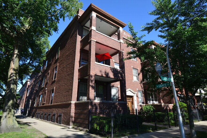 Building Photo - 3767 N Lakewood Ave